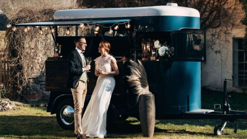 Mobile Bar Tipsy Horse auf einer Hochzeit
